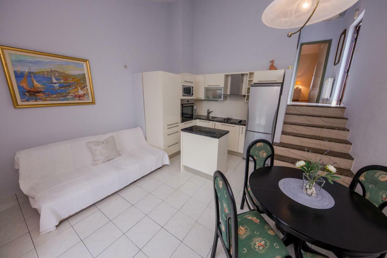 Apartments Mateo Trogir Luaran gambar